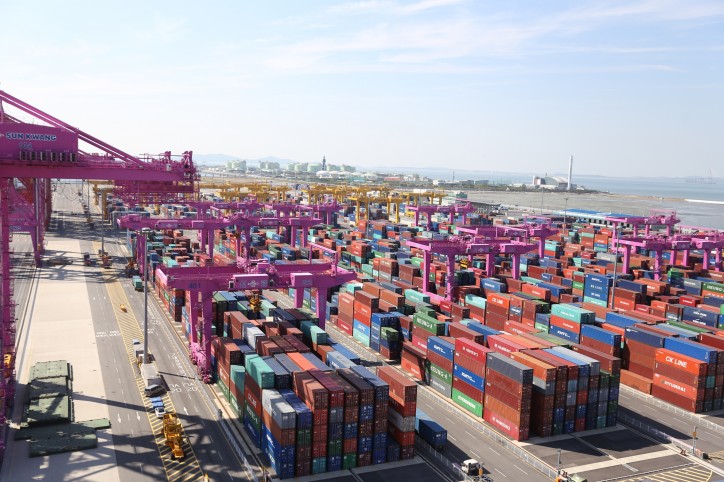 Korea’s Incheon Port Handled 670,000TEUs of Container Cargos in Q3 in 2016