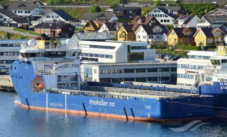 New contracts for MØKSTER vessels