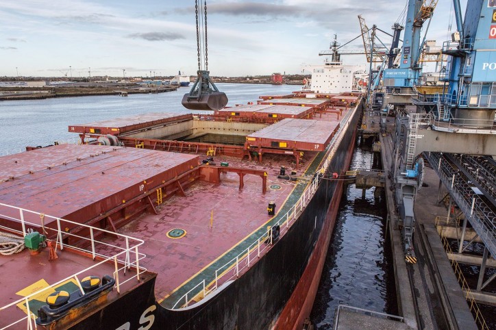 Super shipment for the Port of Tyne - Bulk carrier St Dimitrios delivers biggest cargo of wood-pellet ever handled at the Port