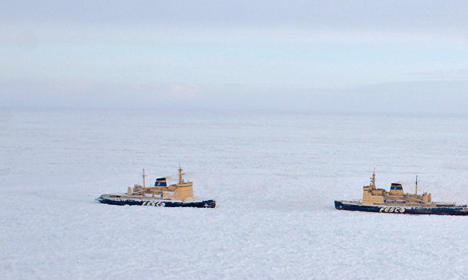 Vessels stuck in ice near Chukotka Peninsula have food and fuel reserves