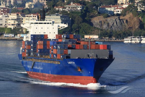 Diana Containerships announces direct continuation of time charter contract for m/v Sagitta with Hapag-Lloyd