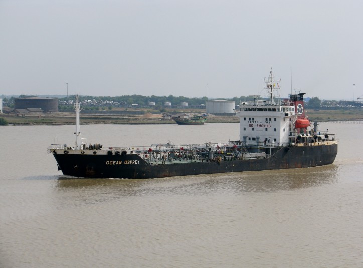 Freighter Dong Thien Phu Silver sank after collision with tanker OCEAN OSPREY off Myanmar