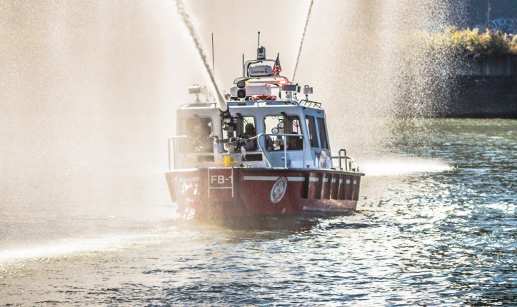 New high-performance fireboat delivered by Lake Assault Boats in Pittsburgh