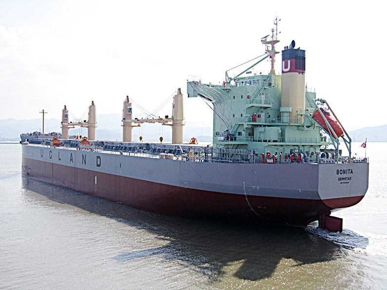 Ugland’s bulk carrier Bonita boarded by pirates off Cotonou; 9 crewmembers kidnaped