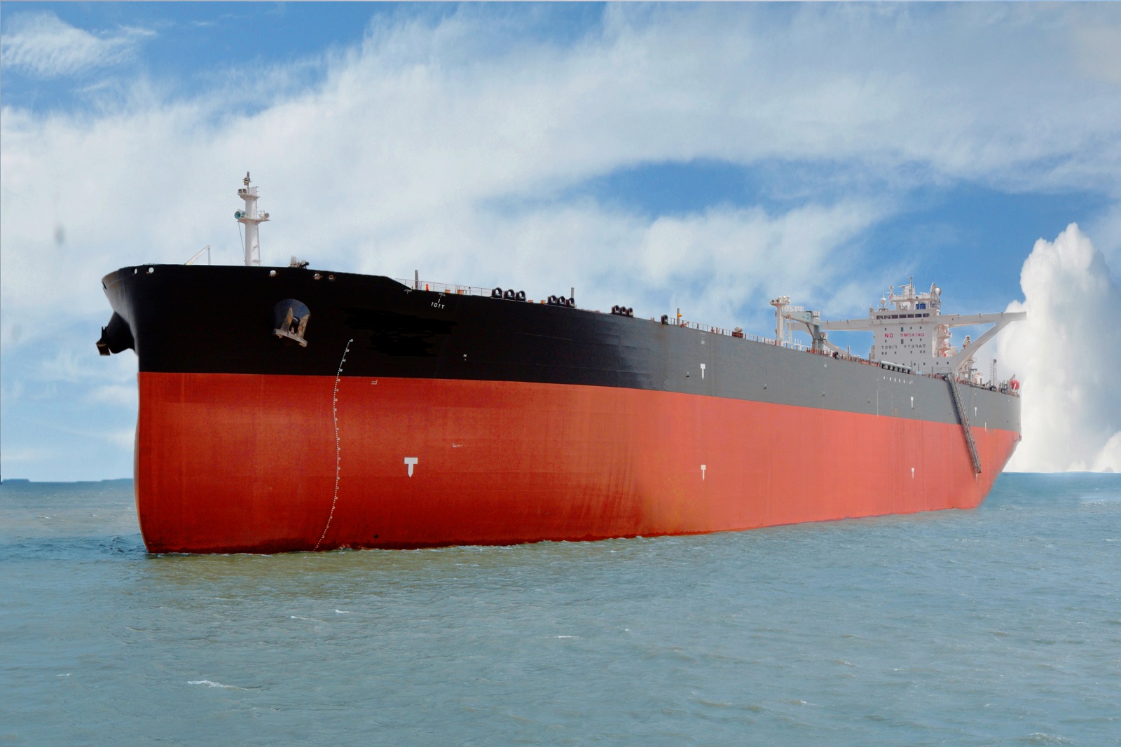 Lloyd’s Register issue CMES, CNOOC, DSIC and GTT with AiP for the development of the first efficient LNG-fuelled VLCC