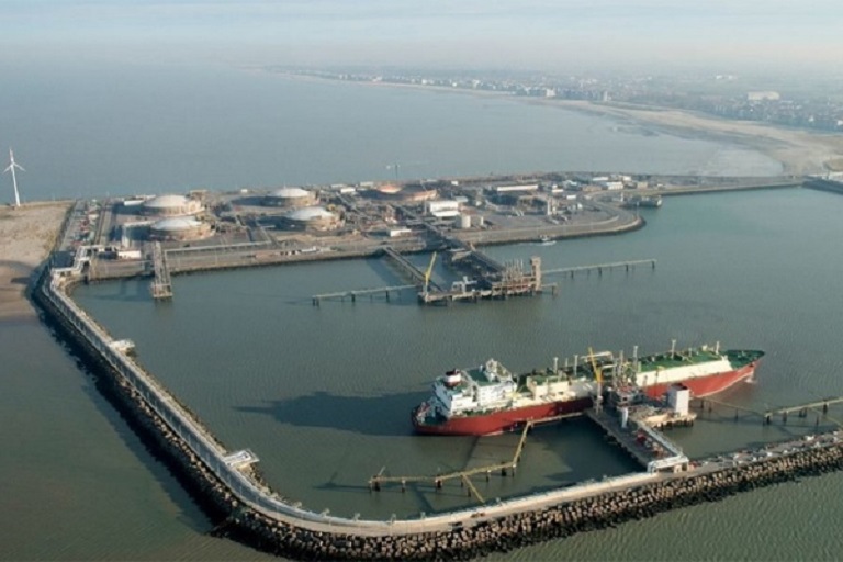 Yamal LNG Receives Transshipment Tank at Zeebrugge LNG Terminal