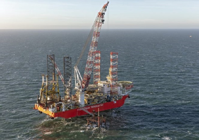 Fred. Olsen Windcarrier decommissions two Perenco’s gas platforms
