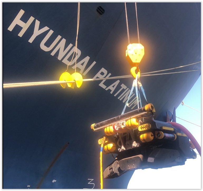 Hyundai Merchant Marine deploys underwater robots for hull cleaning