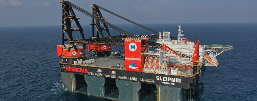 The world's largest semi-submersible crane vessel Sleipnir to arrive in the Port of Rotterdam