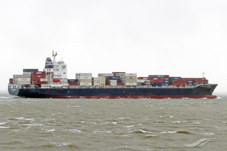 Hapag-Lloyd containership Montpellier detained in Durban after crew tests positive for Covid-19