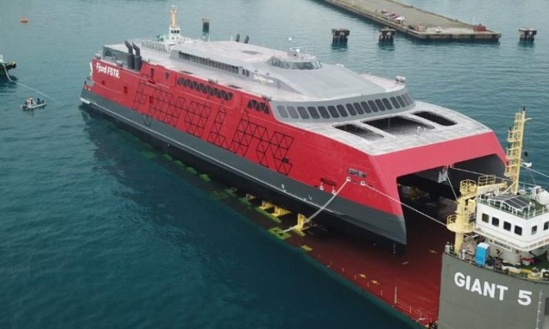 Mammoet’s Smart and Safe Solution For Austal Philippines’ Ferry Launch
