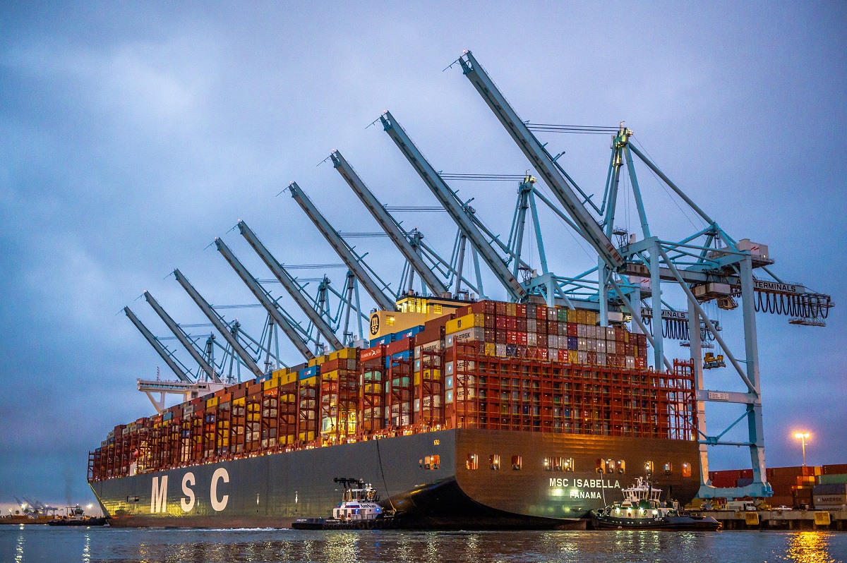 Port of Los Angeles, MSC, APM Terminals and ILWU Set New World Record for Most Cargo Moves During Single Ship Call