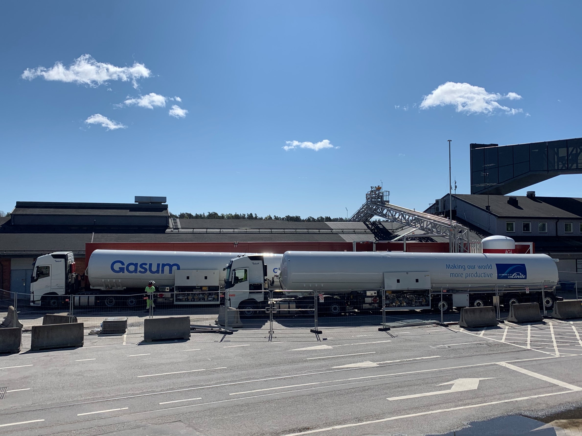 Gasum opened a new shipping fuel station at Ports of Stockholm