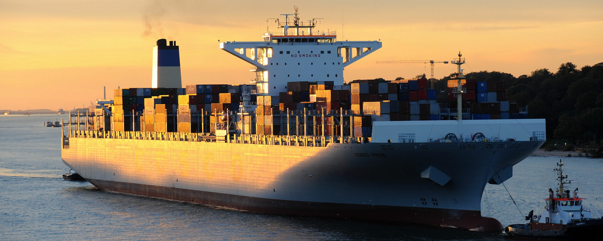 Seaspan Continues to Execute on Growth Strategies Announcing Delivery of Two 13,000 TEU Vessels