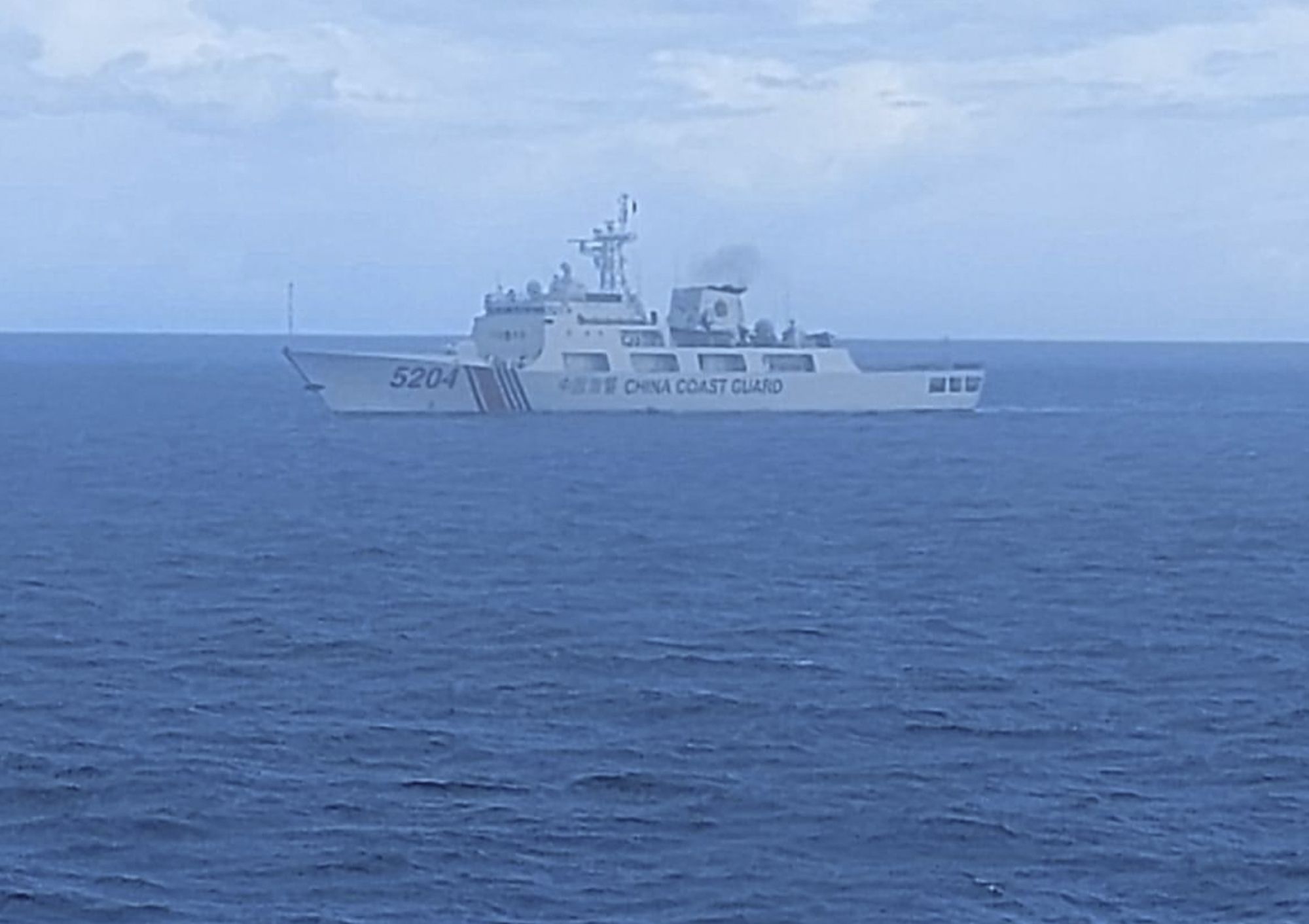 Indonesian patrol confronts Chinese ship in economic zone