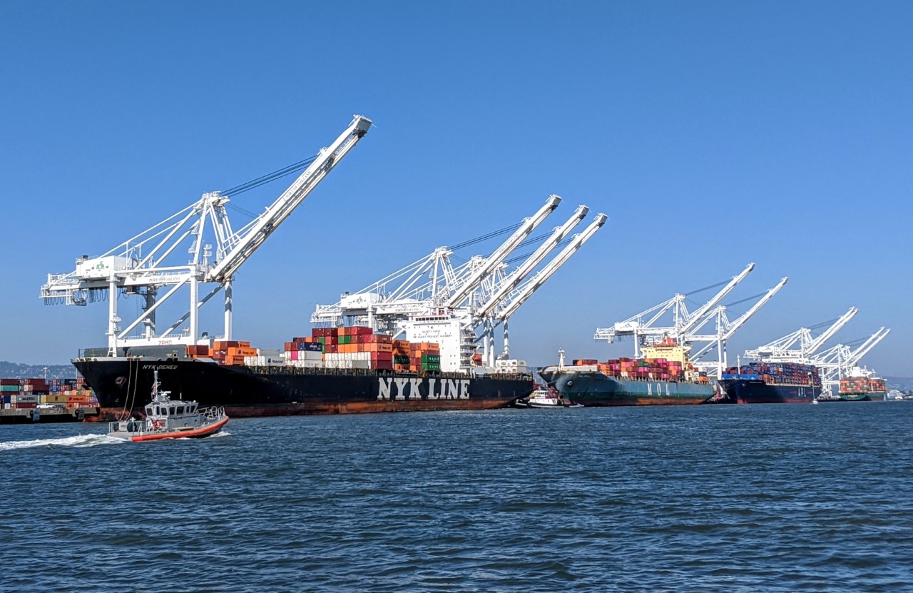 Port of Oakland import volume up for third straight month