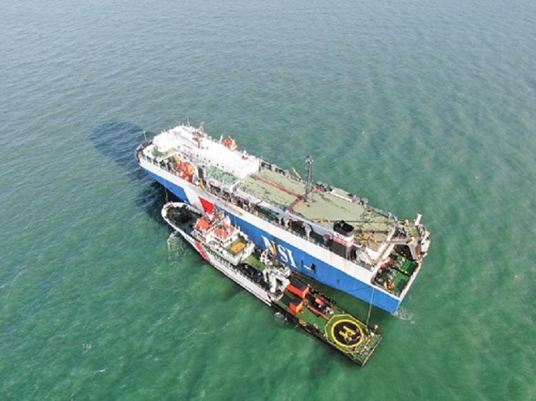NYK Group RORO Carrier Rescues Fishermen at the Strait of Malacca