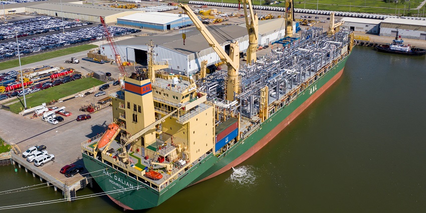 AAL Fremantle Delivers 38,950 FRT for US hydrogen plants