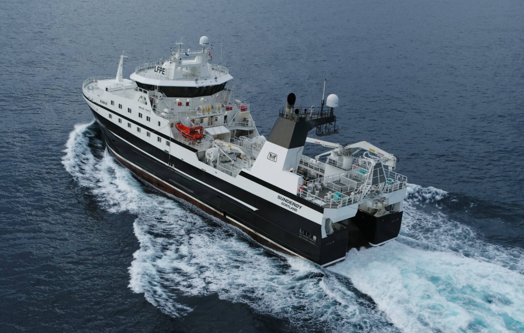 GONDAN delivered new Fishing Stern Trawler: Sunderøy