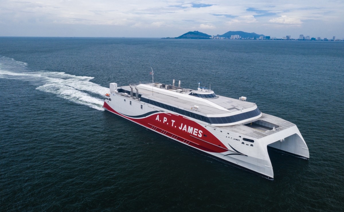 Austal Vietnam Delivers 94 metre catamaran ferry to NIDCO of Trinidad and Tobago