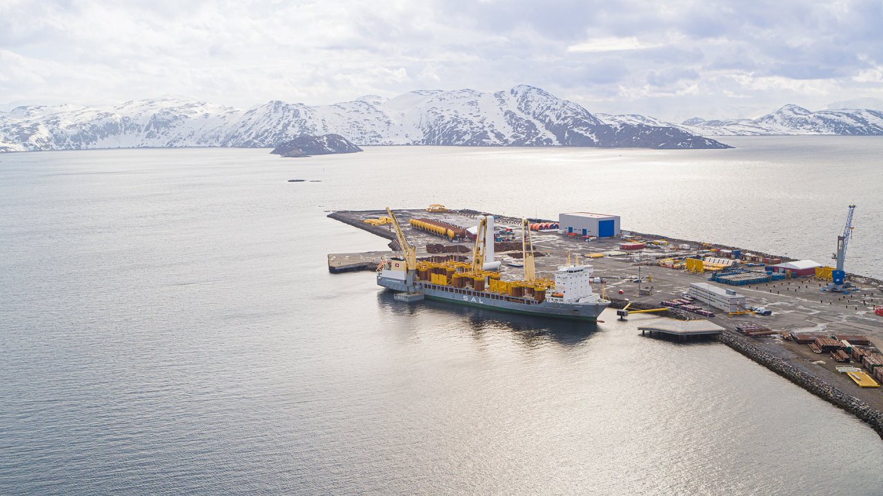 Equinor announces contract awards for services at seven supply bases in Norway
