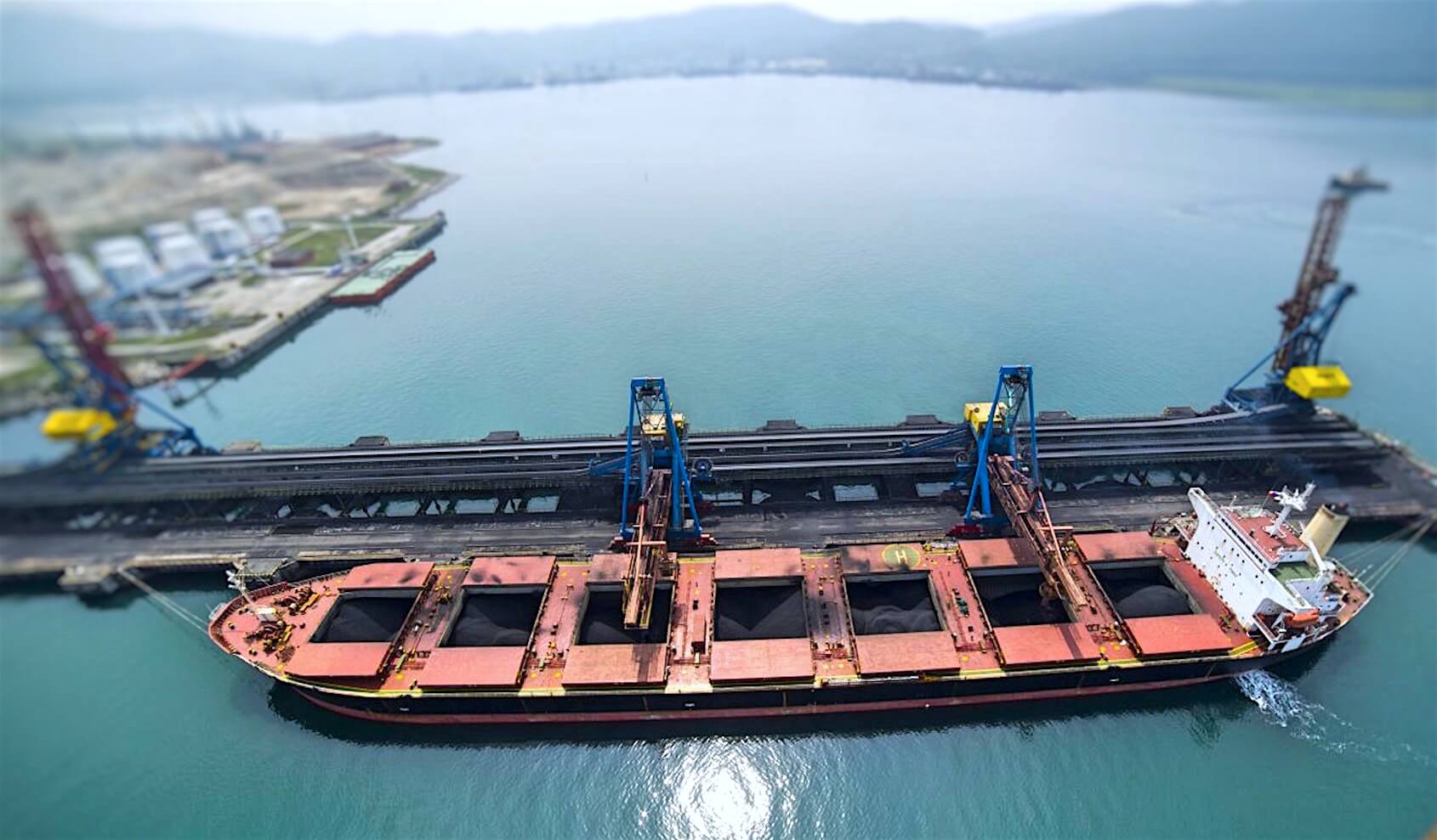 Despite Ban, China To Allow Australian Coal Cargo Ashore 