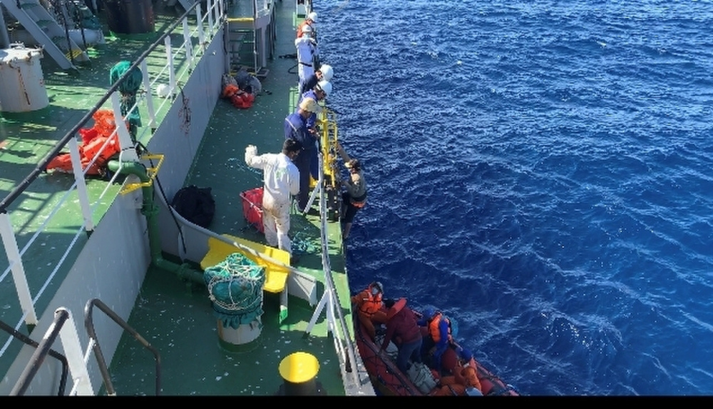 USCG coordinates rescue of 18 near Galapagos Islands