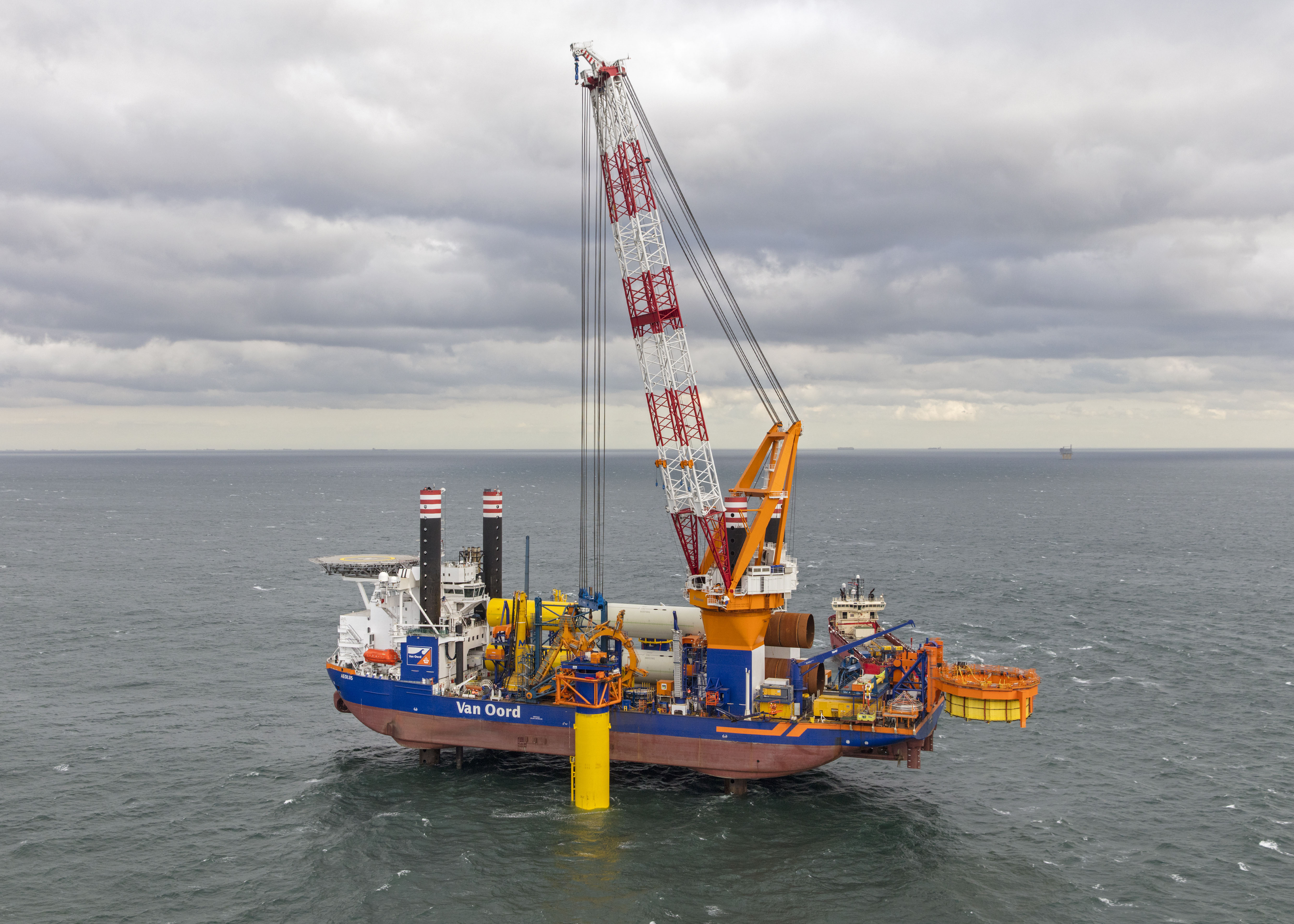 RWE chooses Van Oord for foundations and array cables at Sofia Offshore Wind Farm