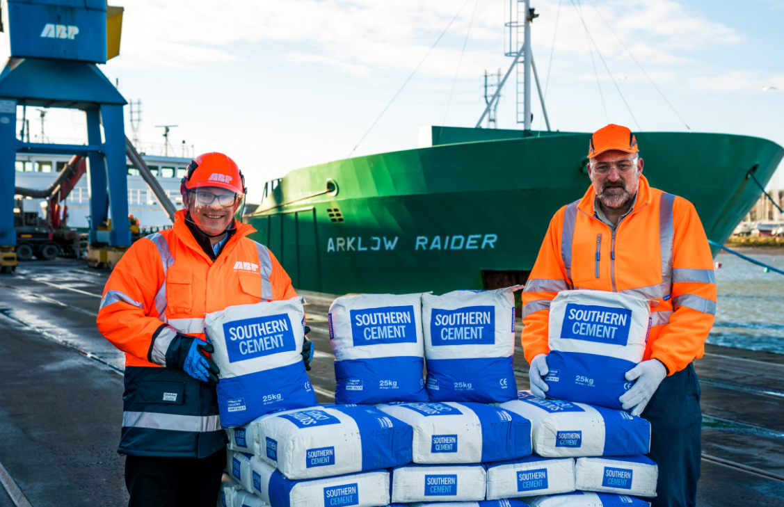 Southern Cement celebrates record milestone at Port of Ipswich