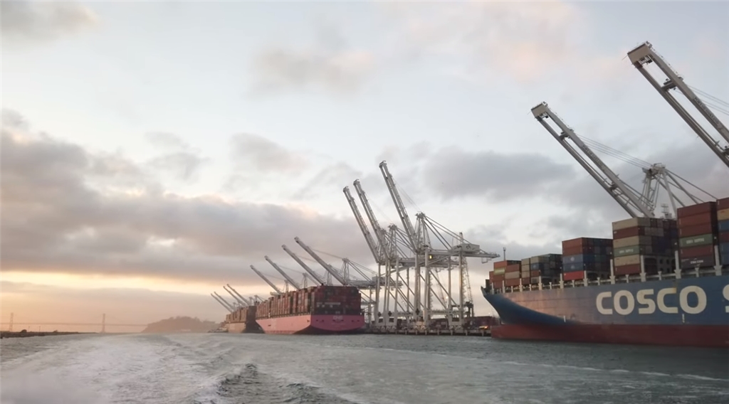 North America’s tallest cranes rise at the Port of Oakland 