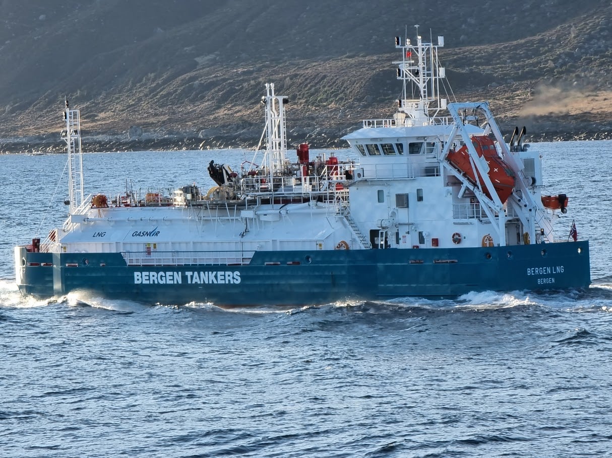 Bergen Tankers put into service its LNG bunker vessel