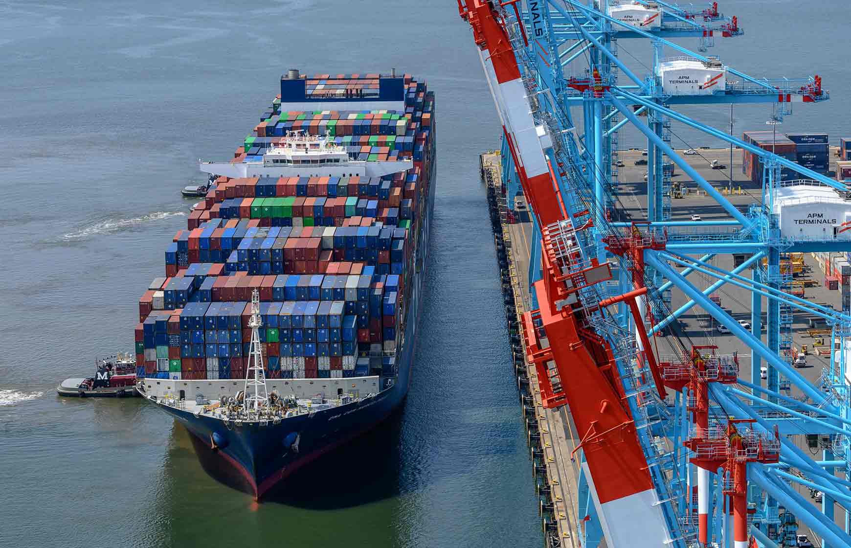 APM Terminals Elizabeth welcomes largest container ship to call US