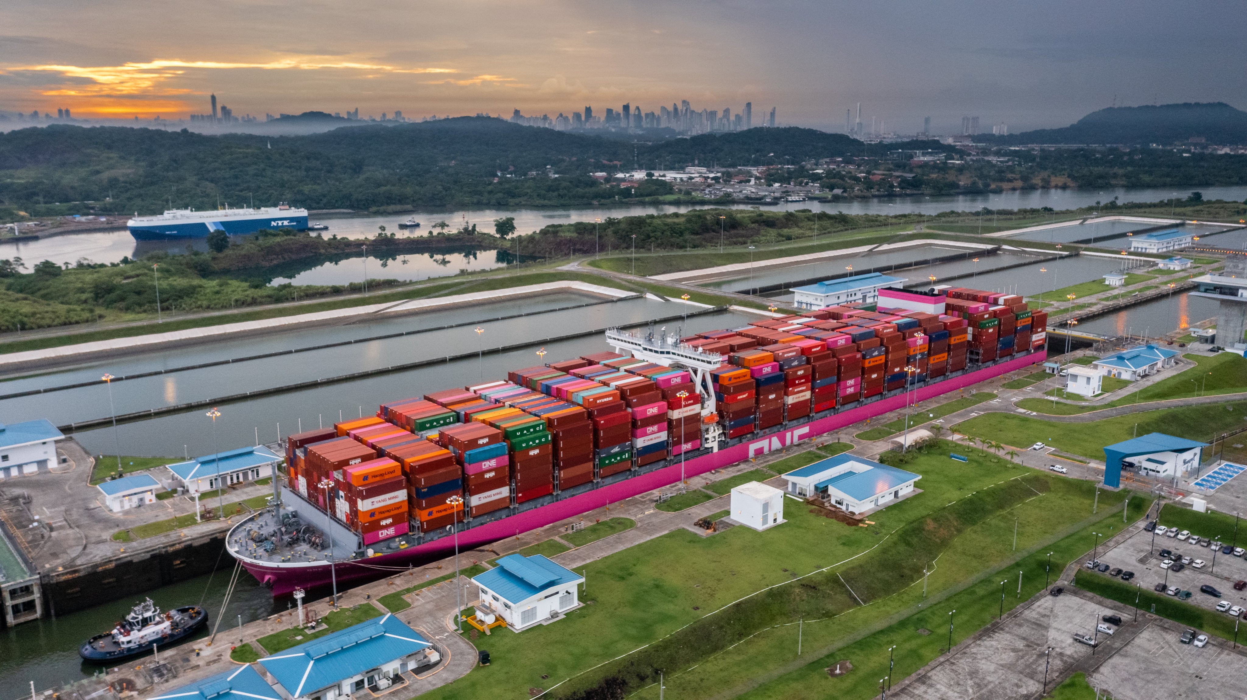 Panama Canal Extends Maximum Length Overall and Increases Draft for Neopanamax Locks