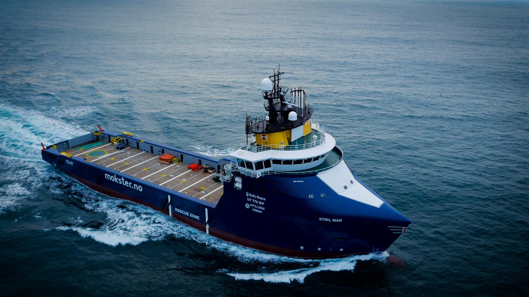 Simon Møkster Shipping Signs New Contract for Stril Mar