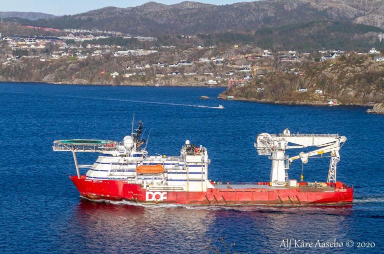 DOF Subsea Sells Skandi Neptune Vessel