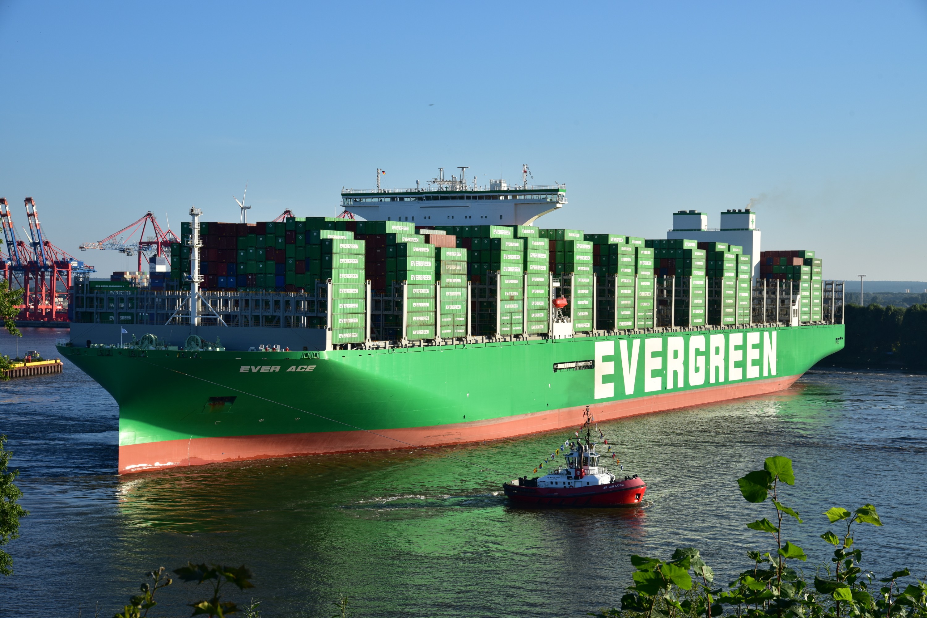 World's largest container ship called at Hamburg