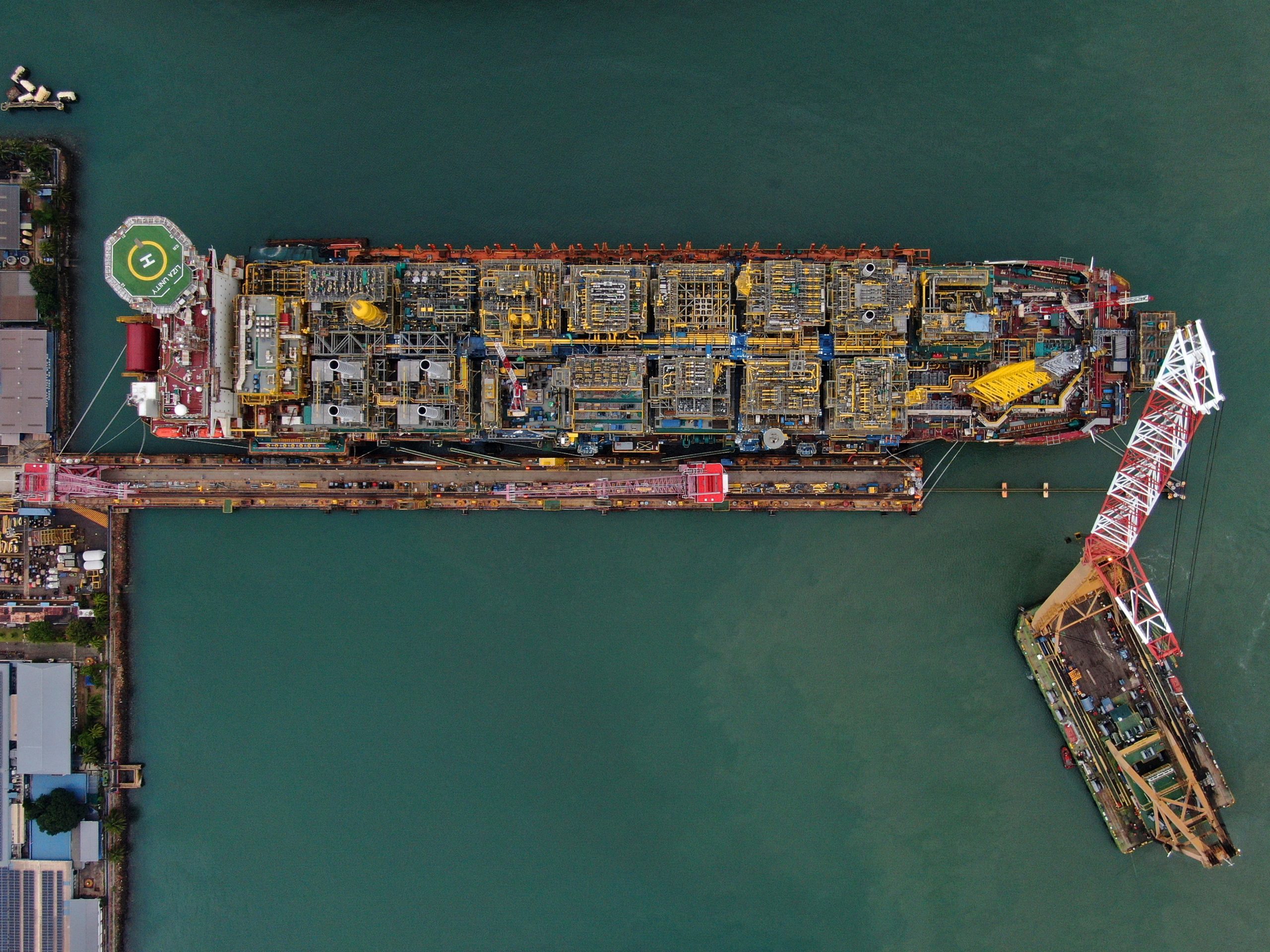 SBM Offshore completes US$620 million bridge loan for FPSO Alexandre de Gusmão