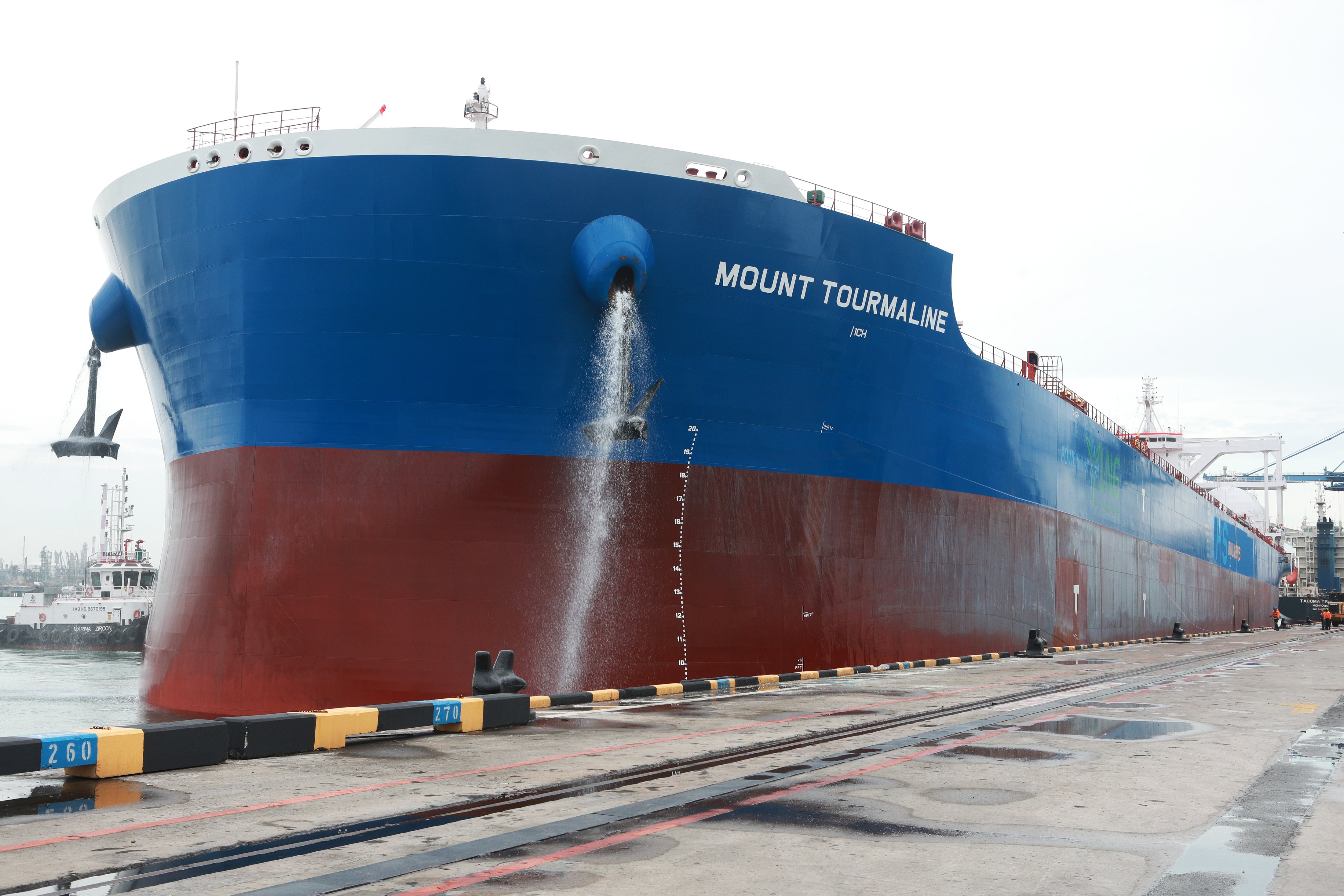 Eastern pacific shipping. MV MT. Tourmaline – World’s first LNG-fuelled Newcastlemax Bulk Carrier. Bbc Tourmaline судно. Балкер на СПГ. Bulk Carrier Vessel Singapore.