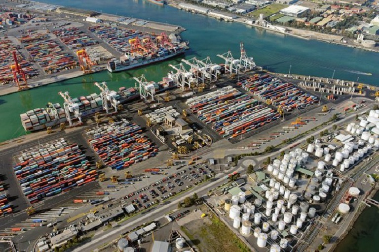 Port of Melbourne awards contract to boost efficiency at Webb Dock East 