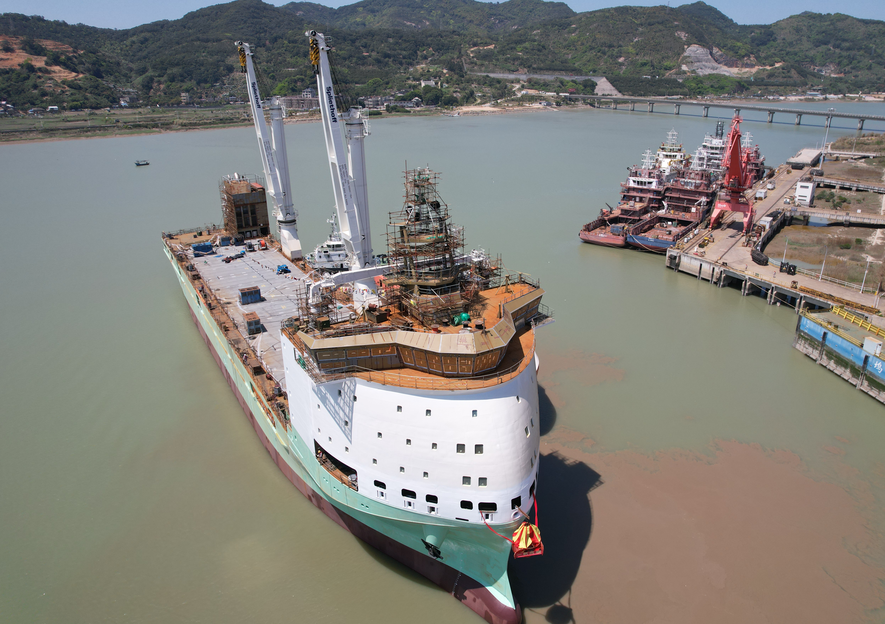 Spliethoff’s newbuild mv Brouwersgracht launched from dry dock