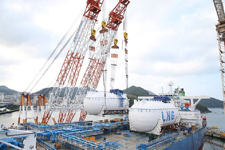 DSME installs world’s 1st high-manganese steel LNG fuel tanks on VLCC