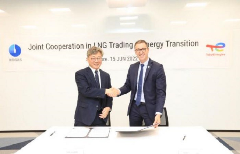 Total and Korea Gas Corporation extend cooperation along the entire LNG value chain