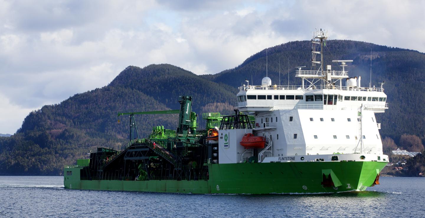 DEME Upgrades DP Fallpipe Vessel Fleet