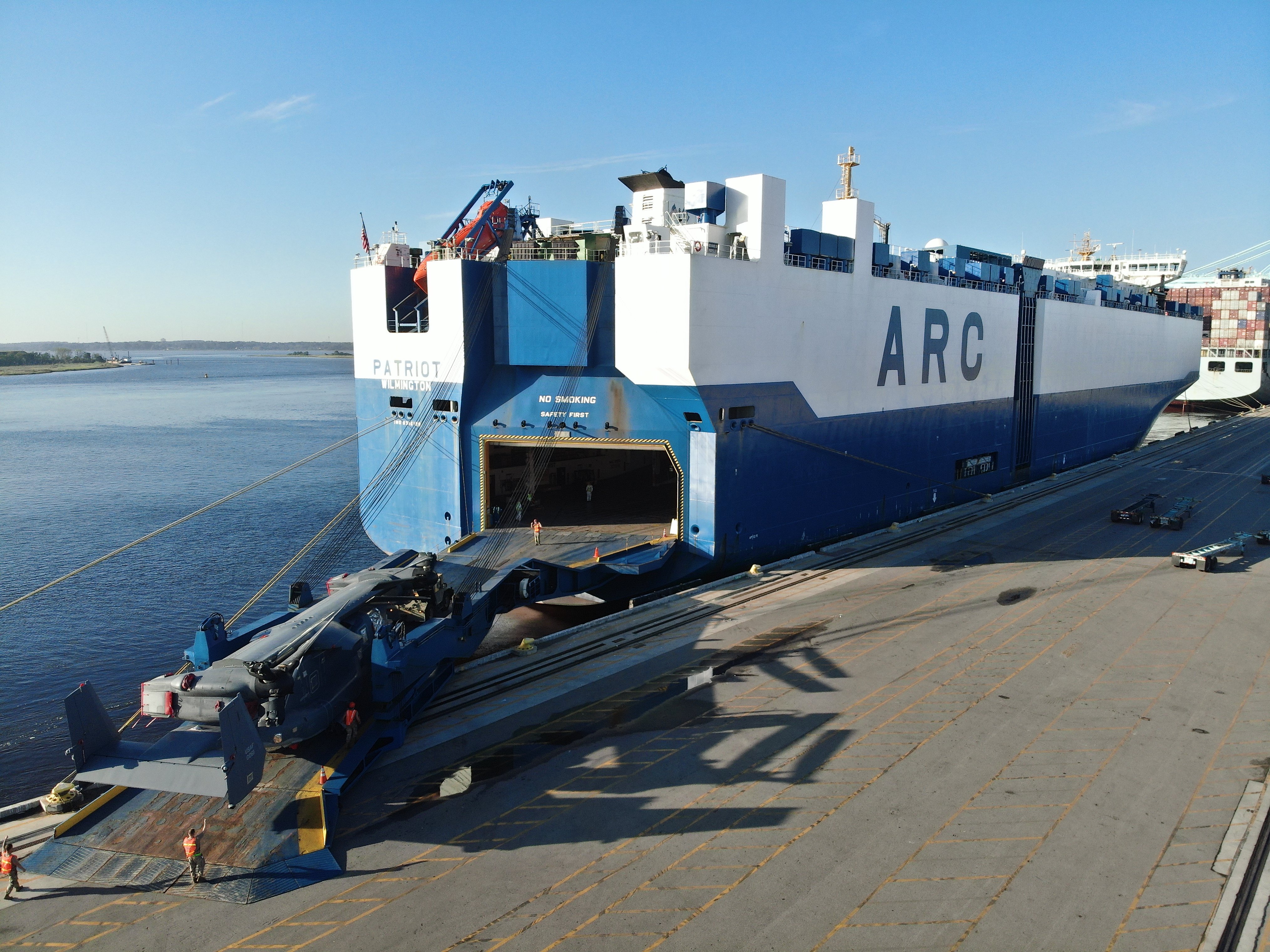 ARC and US Military Partner to Move Special-Mission Osprey Aircraft through JAXPORT