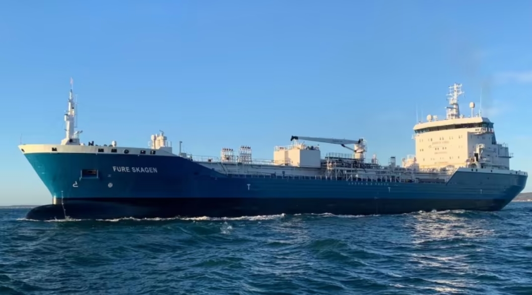 Furetank and Algoma Central Corporation extend joint venture through tanker acquisition with Larsson Shipping
