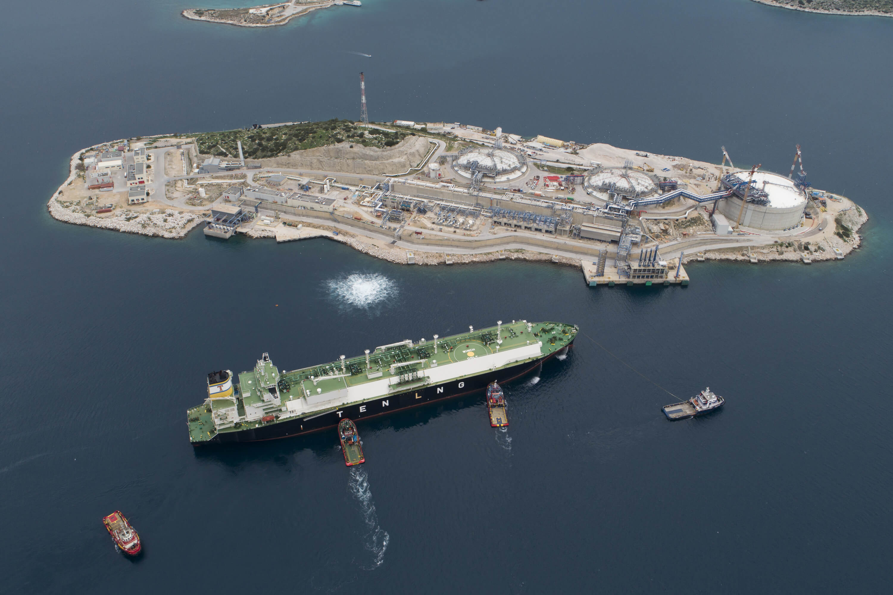 Greece’s Gastrade sees decision on second LNG terminal this year