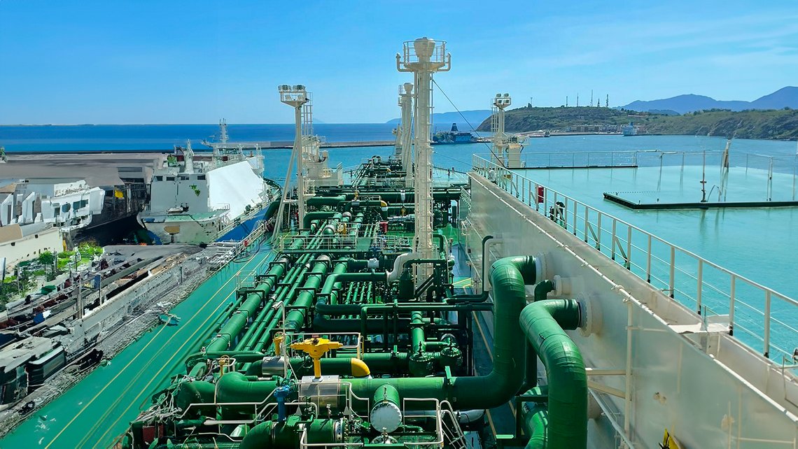 Eni delivers first commercial LNG cargo to Piombino