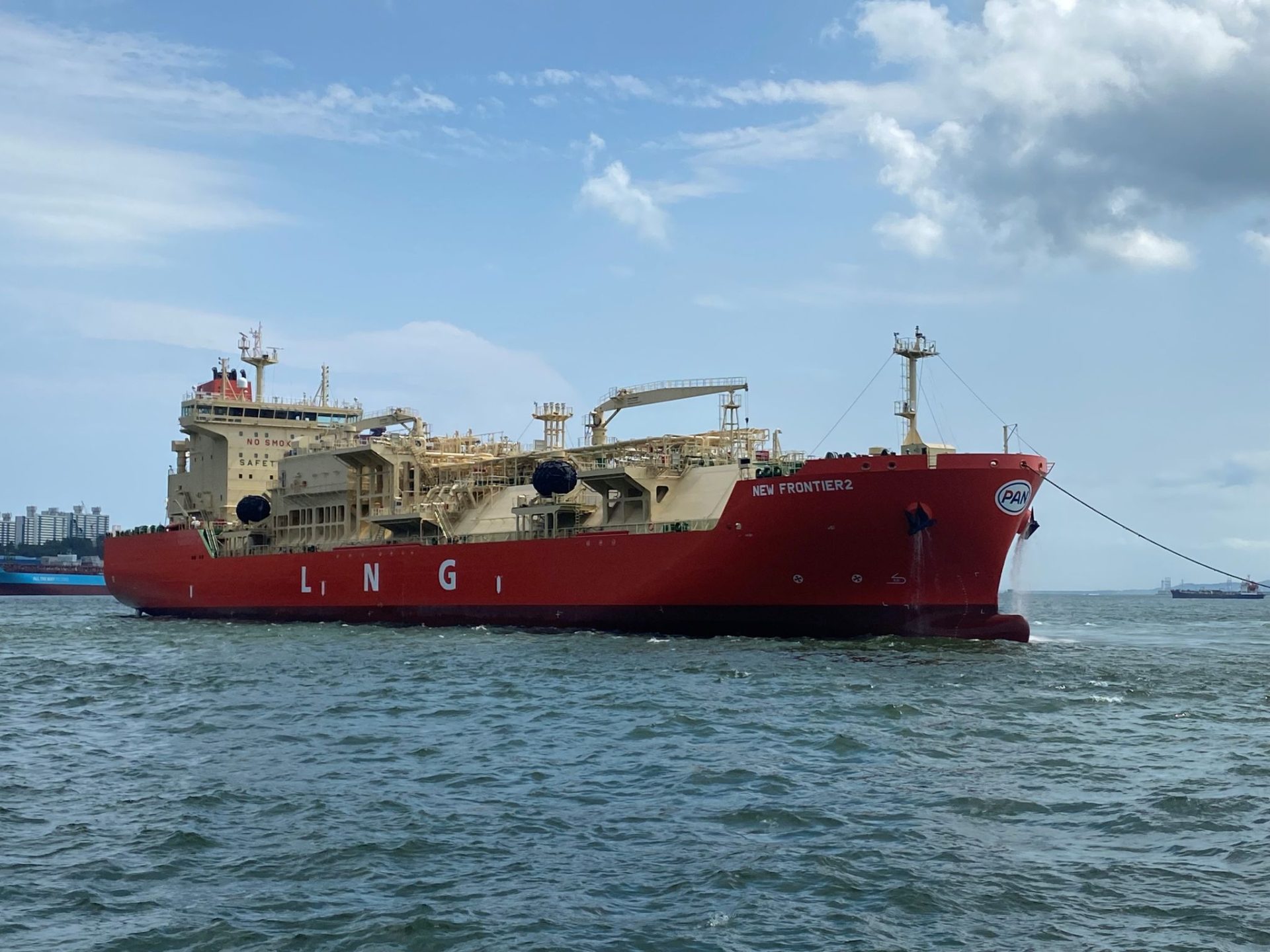 Pan Ocean, Shell name large LNG bunkering newbuild