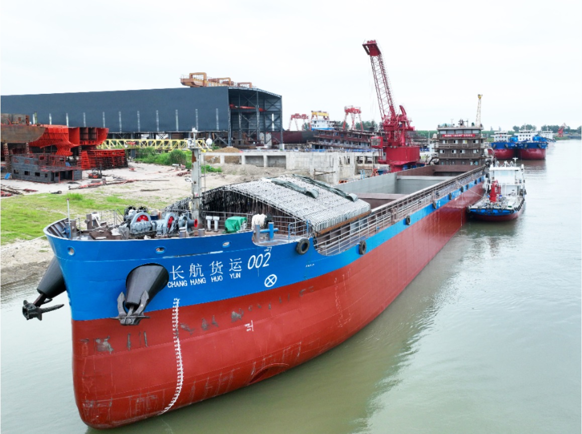 New Generation LNG Powered Green and Intelligent Chuanjiang Standard Ship “Chang Hang Huo Yun 002” Launched Successfully