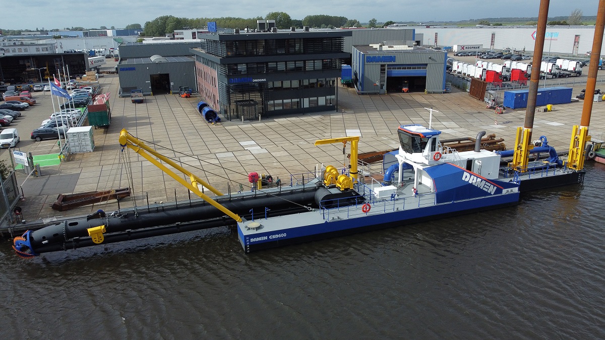 Damen delivers first-of-series CSD600 for river maintenance operation in Indonesia